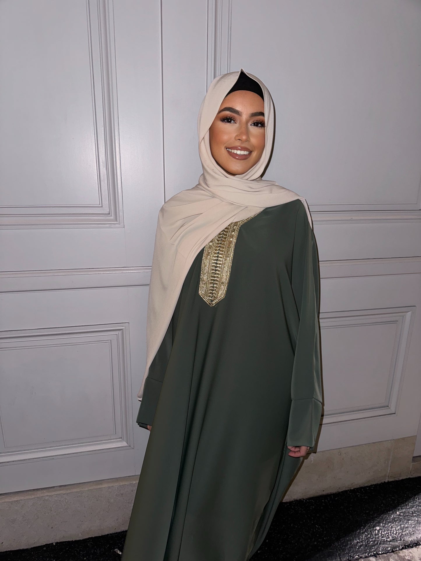 Abaya détail doré- Vert Kaki