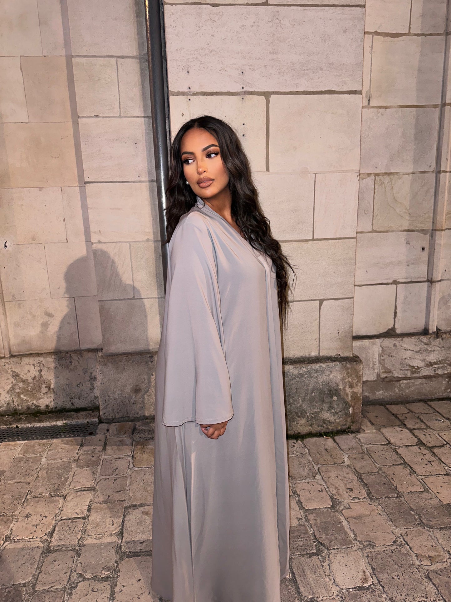 Abaya- taupe